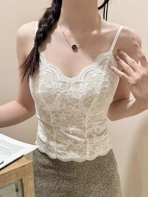 【秒变沙漏身材❗️纯欲风蕾丝吊带】法式复古蕾丝背心「叠穿单穿都封神」露出精致锁骨，修饰脖颈线条，自带性感滤镜，一件解锁N种风格，背心女带胸垫纯欲内搭打底L 商品图1