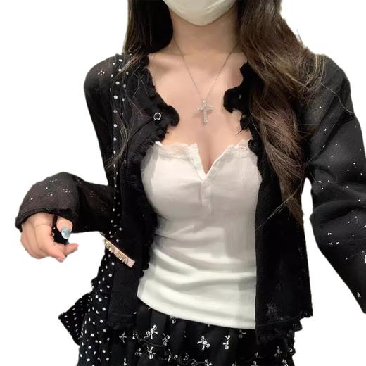 【温柔纯欲风❗️薄款镂空针织开衫】法式氛围感针织衫「软 fufu 的奶油开衫！温柔到骨子里」秒变纯欲氛围感美女，甜妹约会穿搭天花板，别致宽松短款长袖开衫上衣L 商品图4