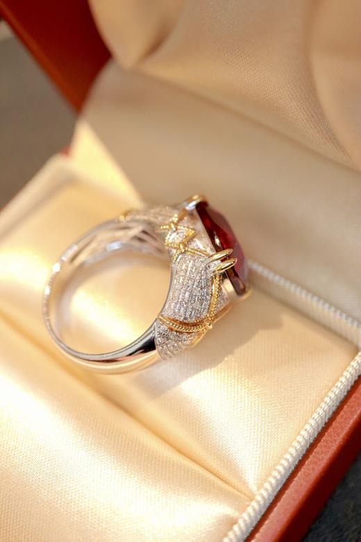 9.25克拉刻面卢比莱碧玺戒指 商品图4