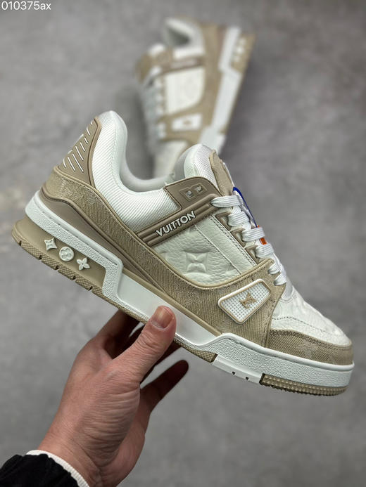 春季特惠💰720 LV 纯原版本 # 驴家 Trainer 低帮休闲板鞋 商品图3