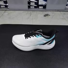 领跑梦想新款男运动鞋缓震男休闲鞋耐磨男跑鞋透气跑步鞋605270-KD