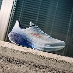 安踏二区心率80舒适缓震男子长距离轻量化训练跑鞋112615555-1