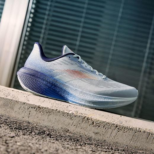 安踏二区心率80舒适缓震男子长距离轻量化训练跑鞋112615555-1 商品图0