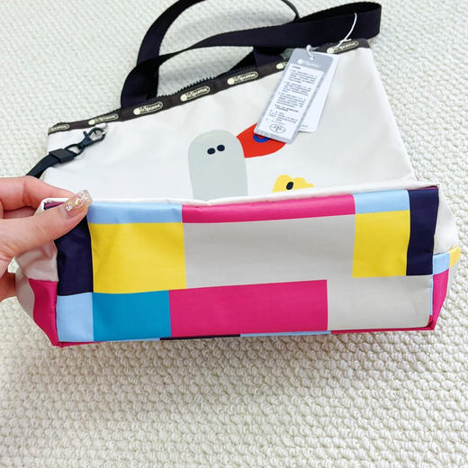 LeSportsac乐播诗X逗鸭系列托特包 商品图7