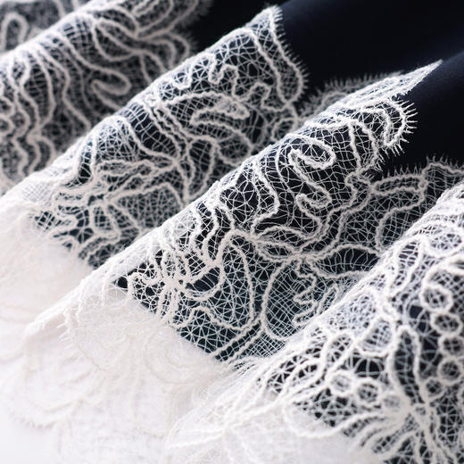 「高货wl」全新升级【铂金会员293/天猫389/差价96】(99419)洛诗琳2026春夏气质水溶蕾丝拼接上衣松紧腰休闲裤两件套 商品图3