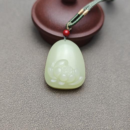 新疆和田玉且末料黄口料雅致荷花平安牌 228-8 商品图0
