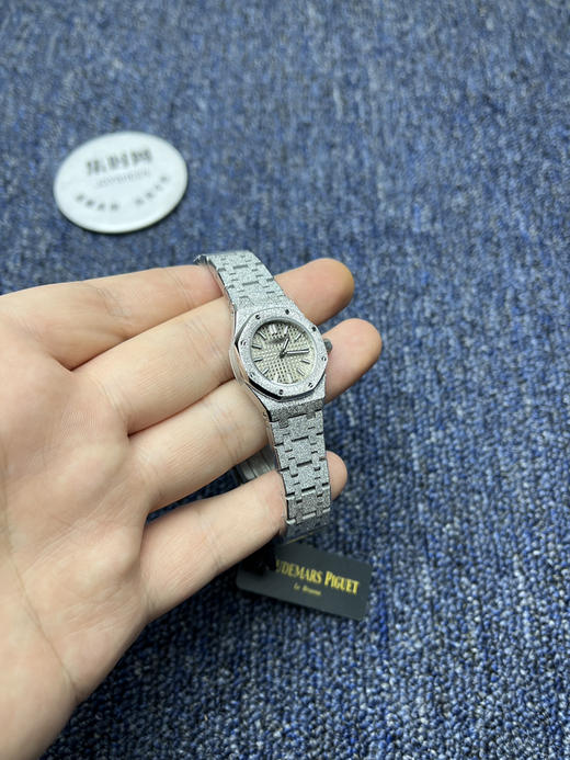 AP爱彼皇家橡树23mm霜金款 皇家橡树霜金新推出23mm迷你款石英女表 女士腕表 表径23mm 张韶涵同款 商品图2