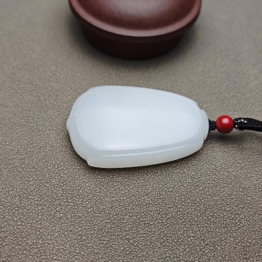 新疆和田玉且末料羊脂玉大日如来法相牌 228-5 商品图5