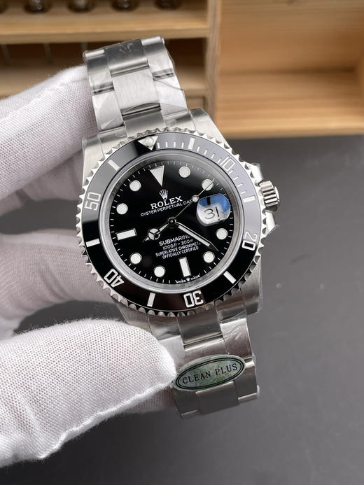 CLEAN PULS 劳力士 ROLEX 水鬼系列➕新限量版【高版本】逆调时针，可回调日历，美美搭配。新劳力士水鬼  6字位自带皇冠，更加上档次，真正41mm尺寸与原装一致，4角表耳变小，表带表扣加宽 商品图1