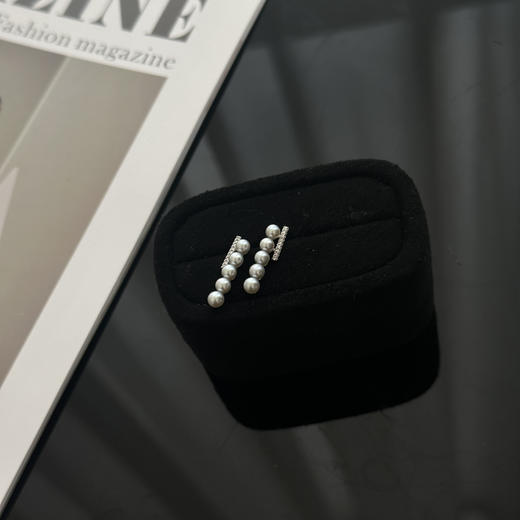 清冷氛围感天花板｜真多麻色平衡木耳钉 商品图0