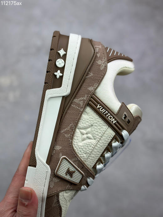 春季特惠💰720 LV 纯原版本 # 驴家 Trainer 低帮休闲板鞋 商品图5