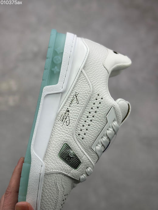 春季特惠💰720 LV 纯原版本 # 驴家 Trainer 低帮休闲板鞋 商品图5