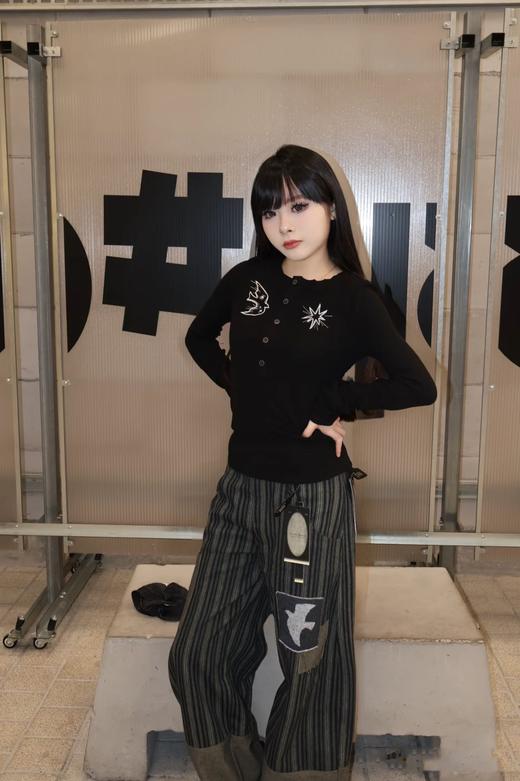 田曦薇谭松韵同款羽影星踪飞鸟刺绣修身长袖打底衫T 商品图7