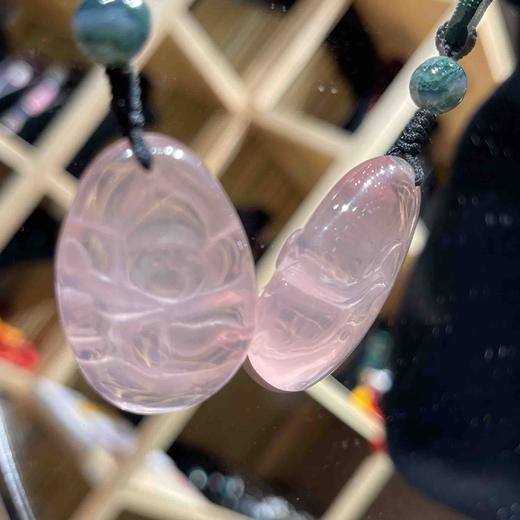 2020元/条粉水晶吊坠 商品图1