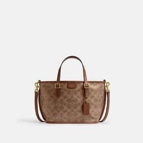 【爆】1楼COACH蔻驰女士经典标志TAXI 21号托特包吊牌价1650 现价1519