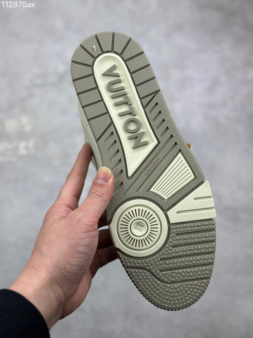 春季特惠💰720 LV 纯原版本 # 驴家 Trainer 低帮休闲板鞋 商品图8