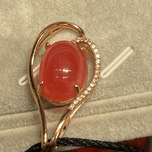 9000元/个红纹石吊坠 商品图2