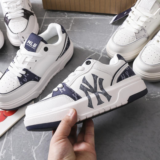 【秒杀】张凌赫同款男女韩系复古老花增高学长鞋25新款SXM05，把高级感藏进每一处细节里！经典低帮鞋型适配多种场景！男女同款的韩系复古风，日常搭什么都超有学长学姐范儿～ 商品图10