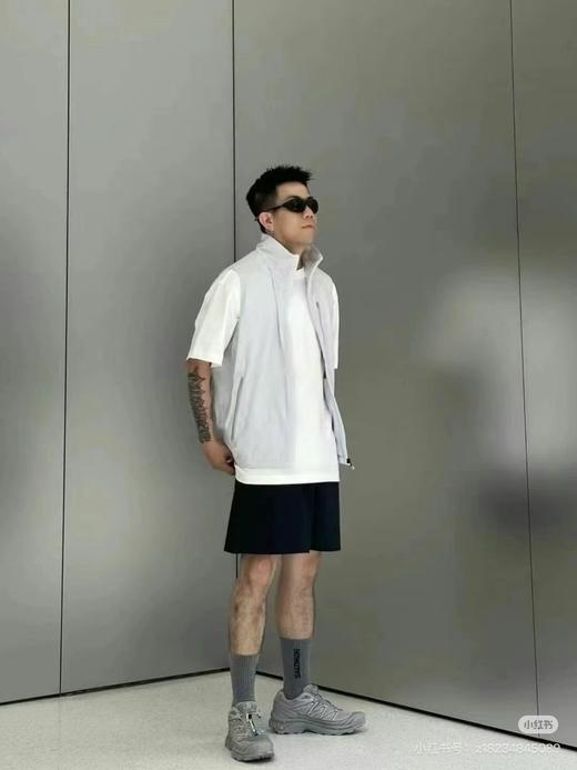 SAL0M0N/萨落檬AMPHI LIGHT VEST 户外轻量多功能马甲 商品图6