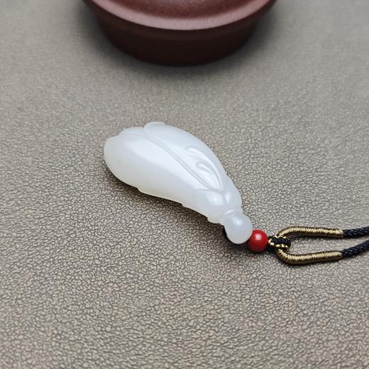 新疆和田玉籽料羊脂玉玉兰花 228-9 商品图4