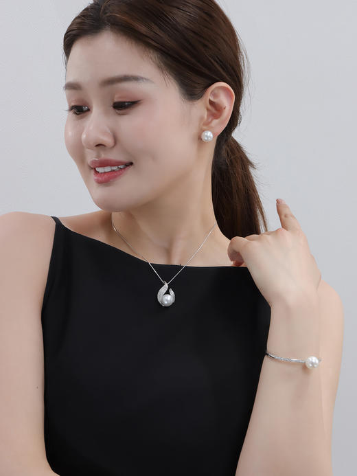 【挚友限定】18k金澳白珍珠钻石吊坠12-13mm 商品图2