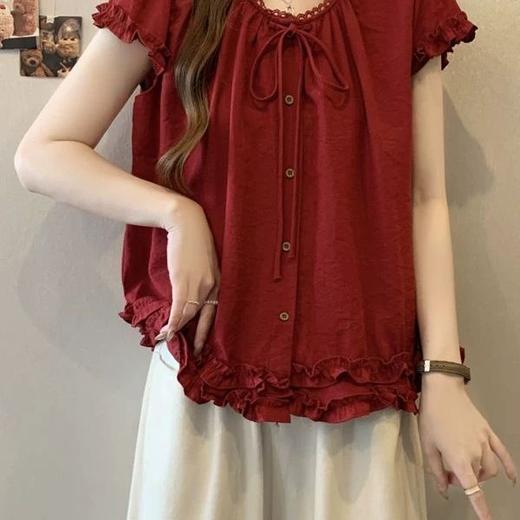 【遮肉显瘦天花板❗️法式复古酒红小飞袖衬衫】整体微蓬 A 字剪裁，从肩线自然垂落，完美包容腰腹赘肉，黄皮黑皮穿都显白提气色，夏季新款胖mm宽松显瘦遮肉外穿上衣L 商品图3