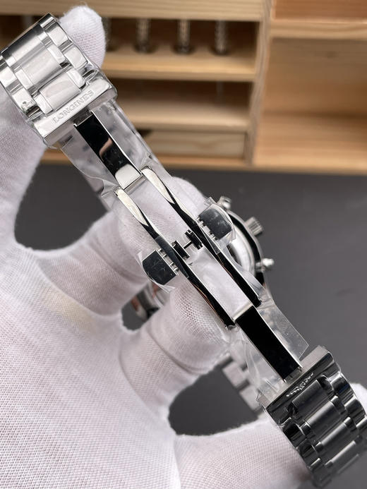 AF浪琴名匠8针月相功能腕表系列（搭载满血版一体机芯➕亚洲7751机芯）42MM精钢表壳经过抛光处理，延续了浪琴的优雅气质，表壳左侧隐藏了星期历的调节按钮 整个手表基于正品original原版开模❕❕ 商品图12