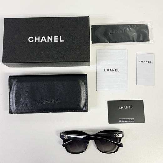 优选丨【礼盒款】Chanel 香奈儿墨镜 珍珠双C太阳镜 黑框  CH5482   香港直邮 商品图7
