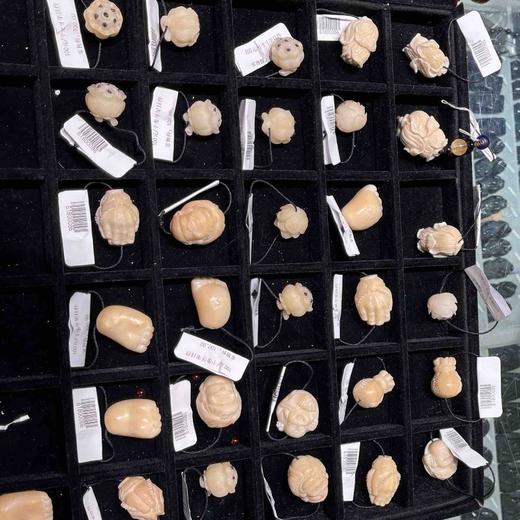 100元/个象牙果挂件 商品图0