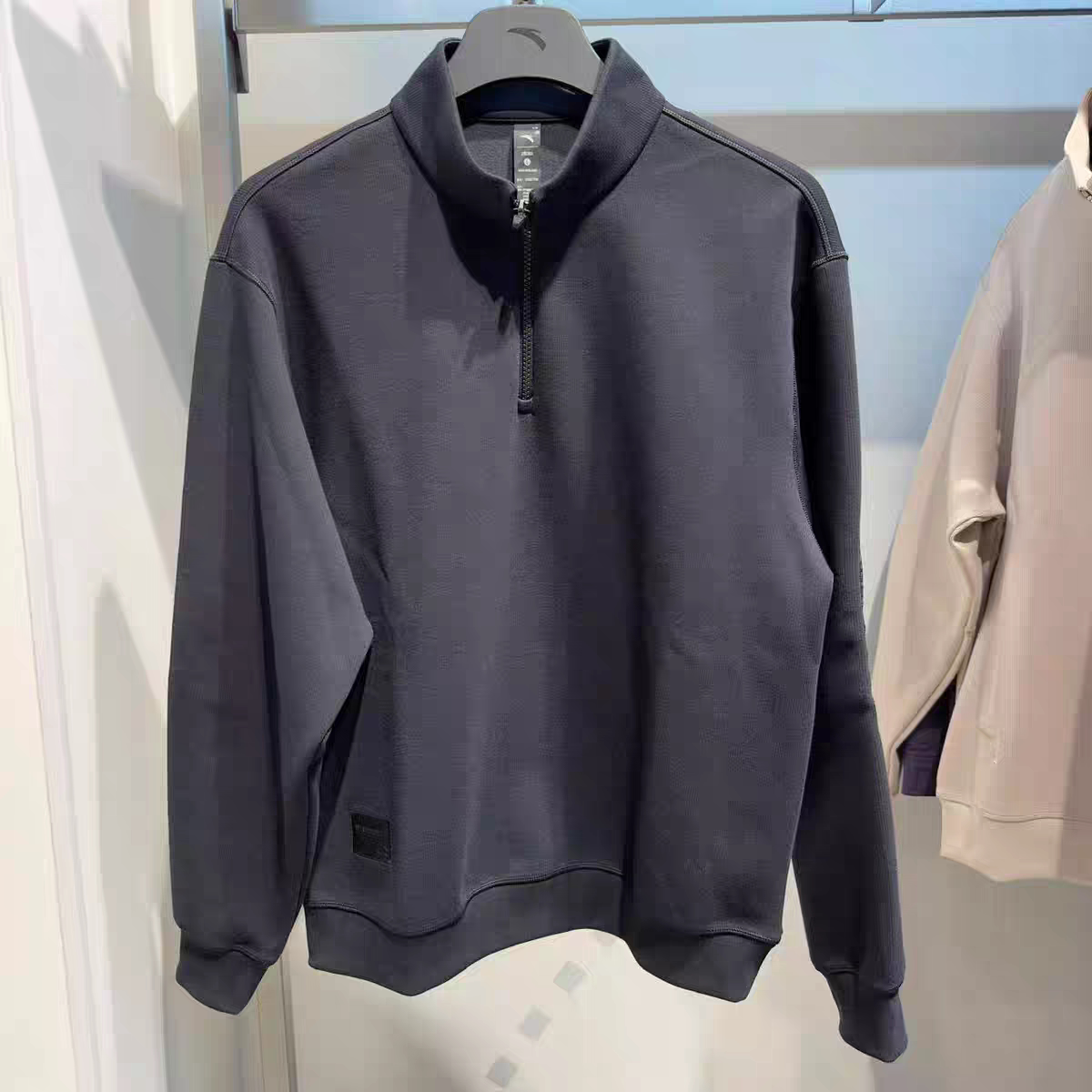 安踏男士半拉链立领长袖T恤卫衣针织衫152617708-2