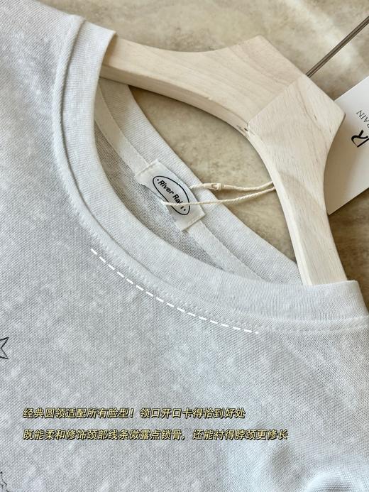 梦幻旋转木马Hip*sup针织雪花棉复古印花长袖T恤马 商品图11