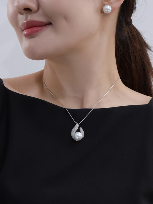 【挚友限定】18k金澳白珍珠钻石吊坠12-13mm 商品图0