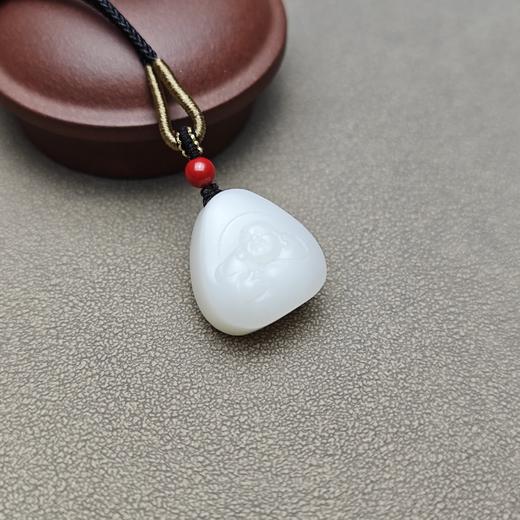 新疆和田玉且末料羊脂玉精美小佛牌 228-14 商品图5