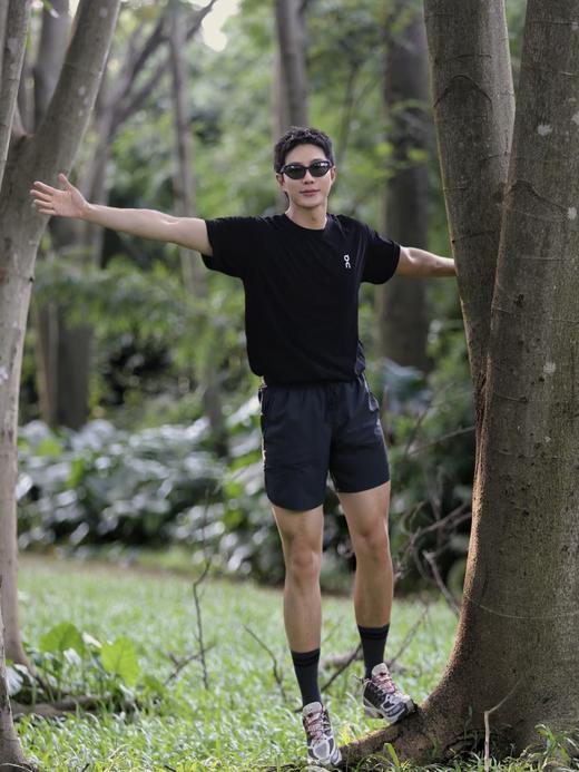 2026毒家！ 两色  黑色灰色！ 男女同款！ 昂跑ON club-T smash 新品运动休闲印花短袖 商品图5