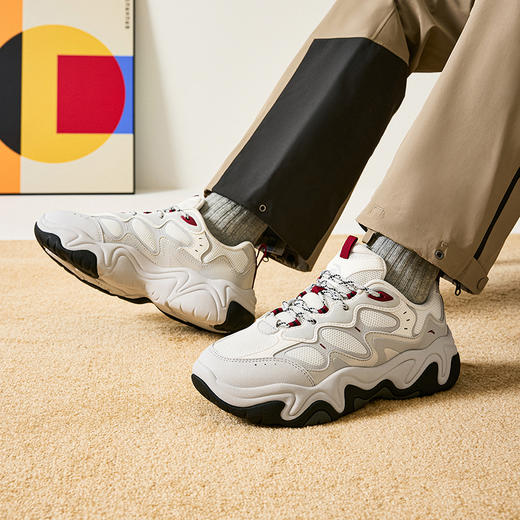 安踏流萤柔软舒适男子休闲鞋户外老爹鞋112618853-1 商品图3