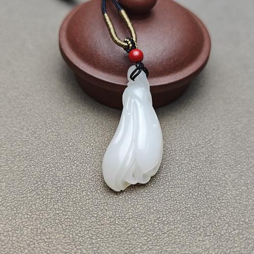 新疆和田玉籽料羊脂玉玉兰花 228-9 商品图0