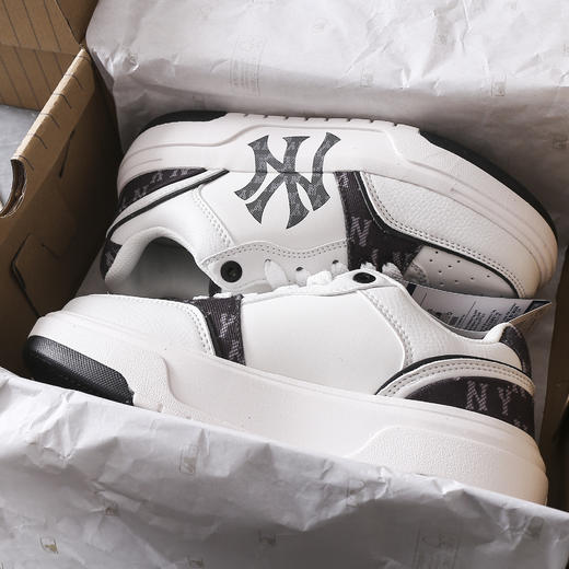 【秒杀】张凌赫同款男女韩系复古老花增高学长鞋25新款SXM05，把高级感藏进每一处细节里！经典低帮鞋型适配多种场景！男女同款的韩系复古风，日常搭什么都超有学长学姐范儿～ 商品图9