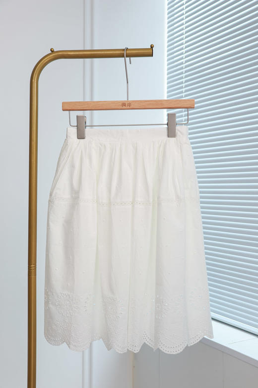 苒苒|甜美镂空钩花半裙 商品图0
