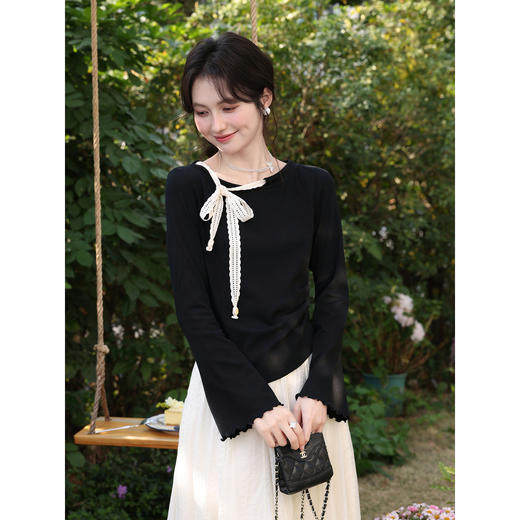 鹿向南「丁香微语」不规则黑色长袖t恤女春收腰小众短款法式上衣 商品图1