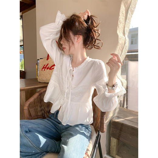 <曾小咸推荐>韩系拼蕾丝捏褶荷叶袖衬衫女 商品图3