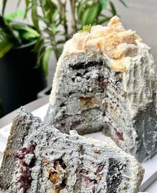 芝芝雪山-黑芝麻紫糯米豆乳蛋糕 商品图2