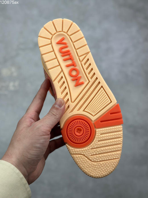 春季特惠💰720 LV 纯原版本 # 驴家 Trainer 低帮休闲板鞋 商品图8
