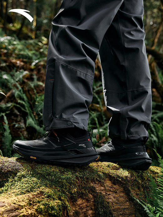 安踏天都VIBRAM大底户外登山运动鞋男正品黑色跑步鞋男112615599 商品图3