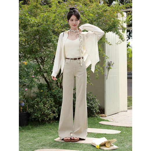 鹿向南「悠然型格」卡其色高腰牛仔裤女春季版型超好看的微喇裤 商品图1