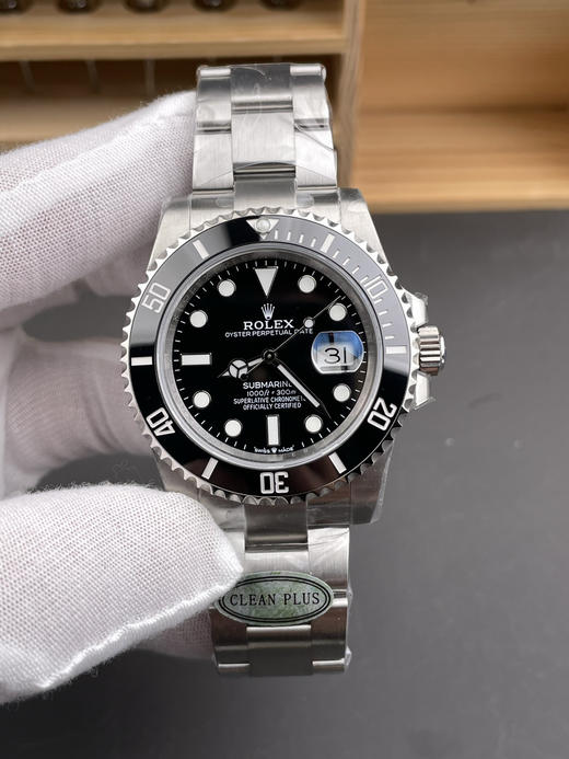 CLEAN PULS 劳力士 ROLEX 水鬼系列➕新限量版【高版本】逆调时针，可回调日历，美美搭配。新劳力士水鬼  6字位自带皇冠，更加上档次，真正41mm尺寸与原装一致，4角表耳变小，表带表扣加宽 商品图0