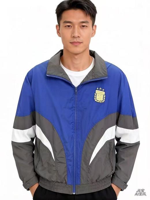 299.9元阿根廷外套643017-LN（线上线下同时售卖 不保证有货 ） 商品图0