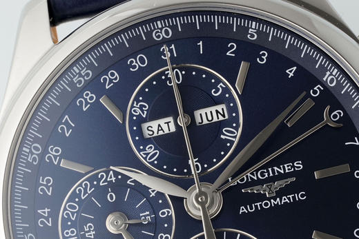 AF浪琴名匠8针月相功能腕表系列（搭载满血版一体机芯➕亚洲7751机芯）42MM精钢表壳经过抛光处理，延续了浪琴的优雅气质，表壳左侧隐藏了星期历的调节按钮 整个手表基于正品original原版开模❕❕ 商品图12