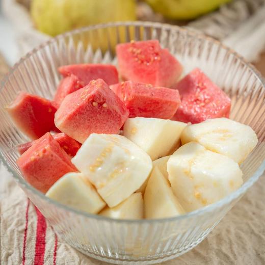 【包邮】稀有粉红蜜&奶油芭乐双拼，一场味蕾的奇妙之旅，热带果香，软糯绵密，酸甜均衡，水果界的奶油冰淇淋 商品图0