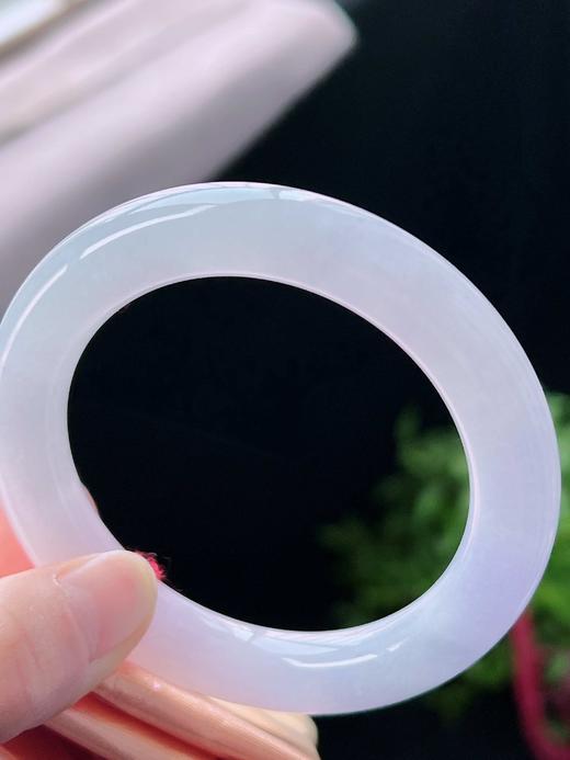 56圆条翡翠手镯 商品图1