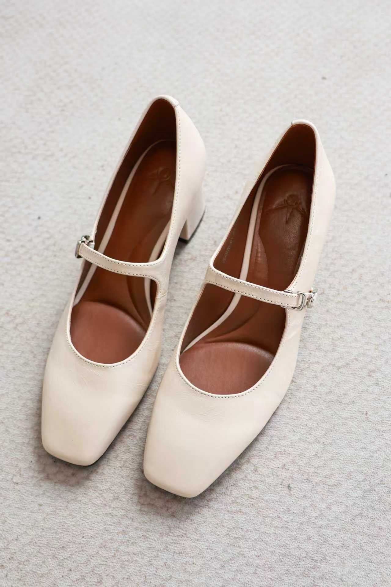 南法邂逅温柔一字扣单鞋